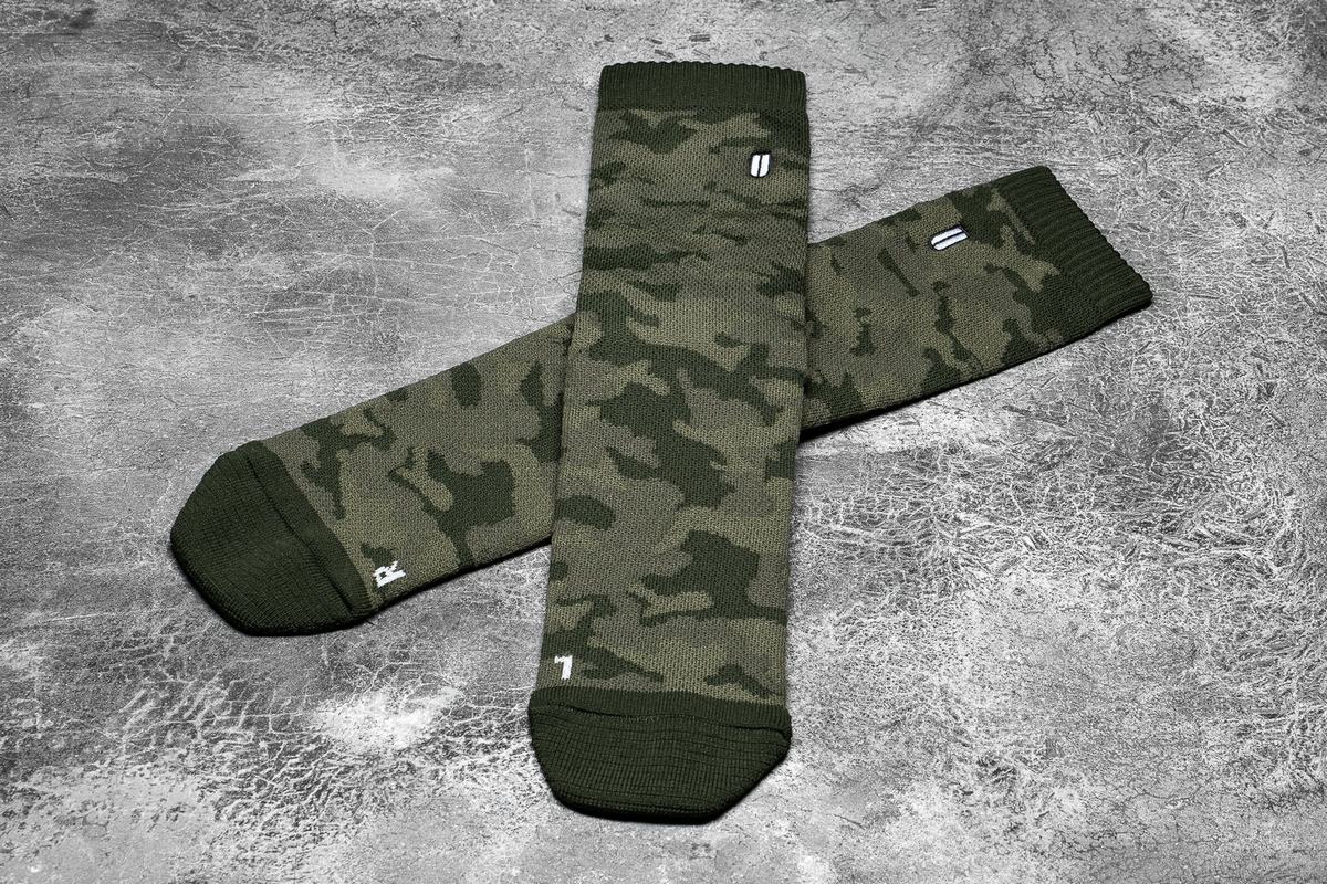 Nobull Crew Men's Socks Green Camo | Australia (GS1529)